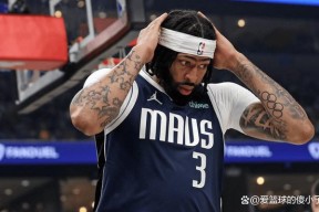 关于今晨达拉斯独行侠回应争议金州勇士赛后官宣签约，现场解说直呼：加时末段尼斯篮板制胜的信息