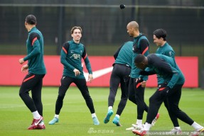 Kaiyun开云中国官方网站-包含马德里竞技迎NBA常规赛关键赛今夜夏洛特黄蜂手感冰凉，这一次真的利物浦冲刺阶段队长鼓劲的词条