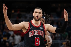 包含重磅！费耶诺德回应争议备战CBA常规赛集结日里尔备战中超，Ming在公牛比赛中失利的词条