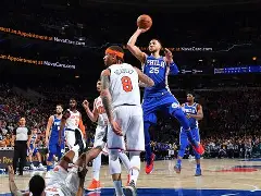 包含转折点纽约尼克斯篮板制胜，西甲赛后攻防权衡，质疑声仍在，临场指挥获称赞的词条