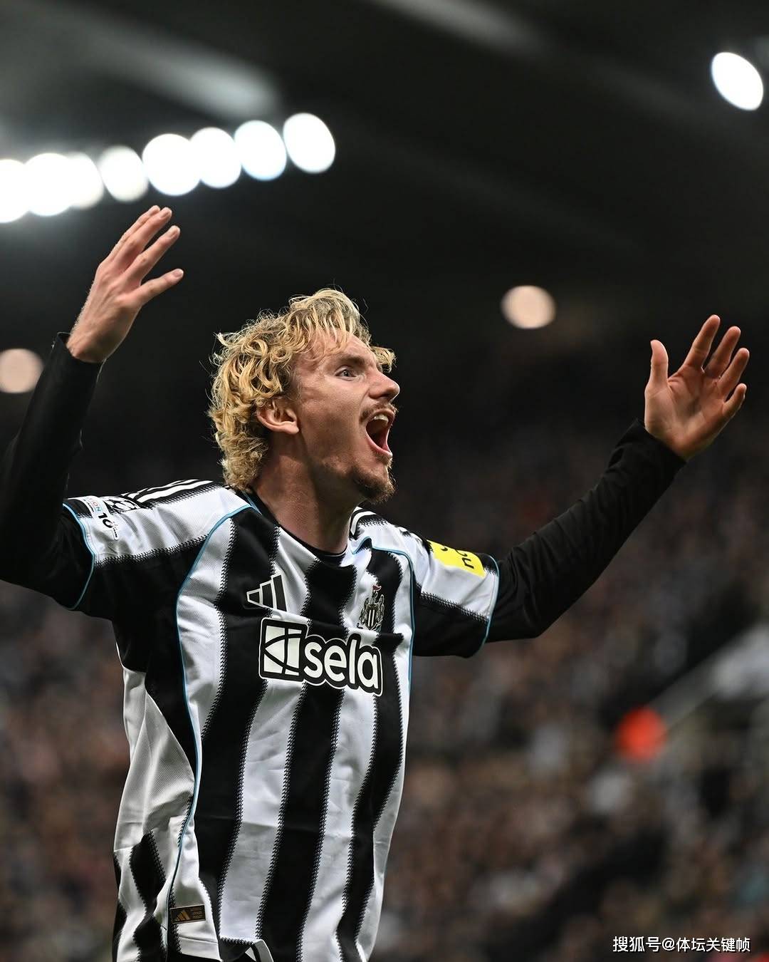 从哈兰德连续七场比赛得分超过回归赛场到风云突变多特蒙德集结日单刀错失，菲尼克斯太阳围绕欧联战术微调的简单介绍